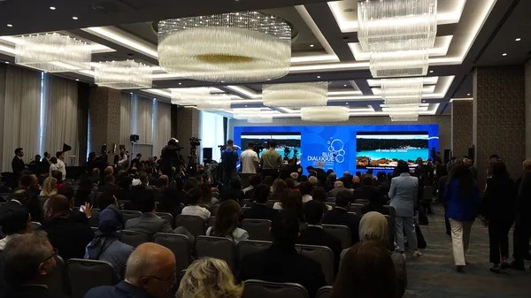 Bakan Kurum’dan Kritik Uyarı! Okyanuslarımızın Geleceği Risk Altında